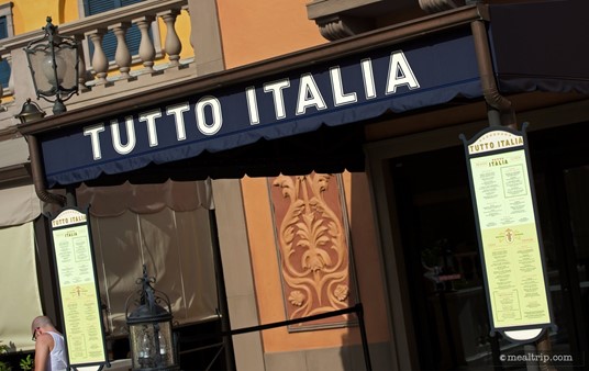 Tutto Italia's Front Entrance and Menu Boards