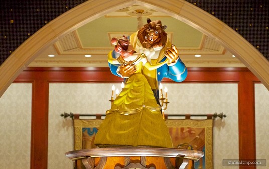 Centerpiece in the East Wing of the Be Our Guest Restaurant.