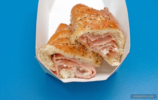 What do you know... there's ham and cheese in the Ham and Cheese Stuffed Pretzel (spring 2016). Sadly, the bread was the most powerful flavor component of this item.