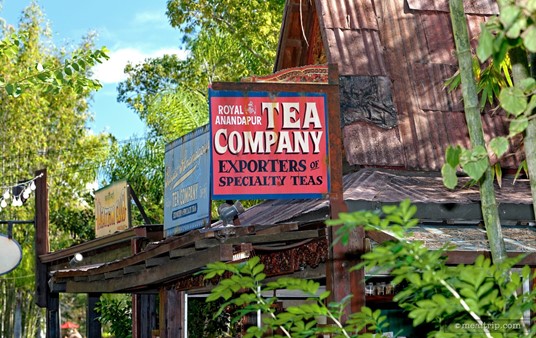 Side facing sign above the Royal Anandapur Tea Company kiosk.