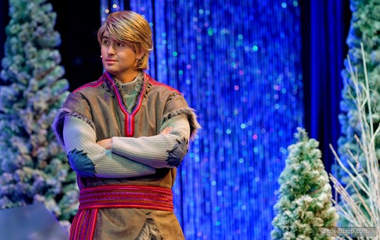The Frozen Summer Fun Premium Package 
includes reserved seating at the "Frozen 
Sing-Along Celebration", which takes place prior to the dessert party. Here, Kristoff makes a brief appearance.
