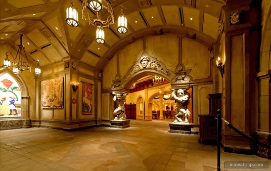 The greeting hall once you enter the restaurant for breakfast.
