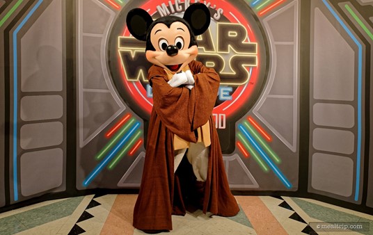 Jedi Mickey is ready for action (or a photo with your group) at Jedi Mickey's Star Wars Dine at Hollywood & Vine.