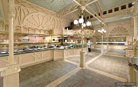 The buffet area at the Crystal Palace is divided into a right and left hand side. Both sides serve the same food items. This photo was taken standing in the left hand side, and looking toward the center. It provides a clear view of the whole buffet area (except for the dessert counters, which are just out of the photo, to the right).