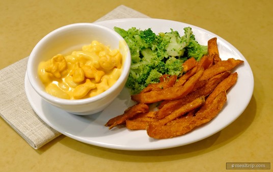 Also delivered with the main platter is a "sides" platter. Pictured here is the Mac and Cheese with Goldfish, Sweet Potato Fries and Steamed Broccoli. The vegetable and the fries tend to get changed up every now and again (i.e. different vegetables, etc).
