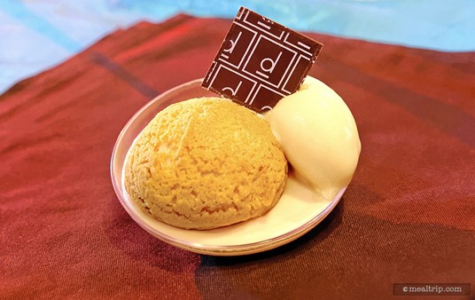 The amazing Lisa Baily from "D Bar" in Denver, Colorado made (what I thought was one of the best desserts of the night) a Banana Cream Profiterole with Banana Passion Sorbet.