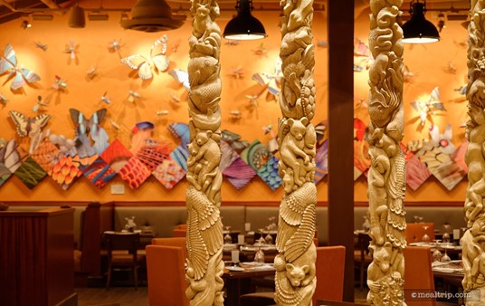 The animal totem poles are a very cool centerpiece element in the Grand Gallery Dining Room at Tiffins.
