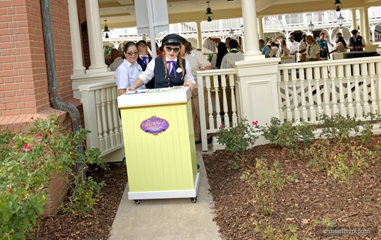 Almost time for the party to begin! The check-in podium is rolled out on a walkway that's located to the left of the Liberty Square Riverboat's main entrance.