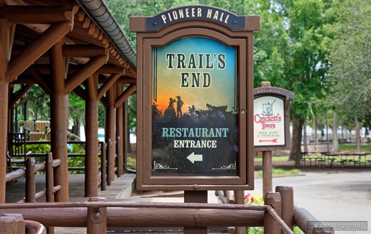 The front entrance of the Trail's End Restaurant.