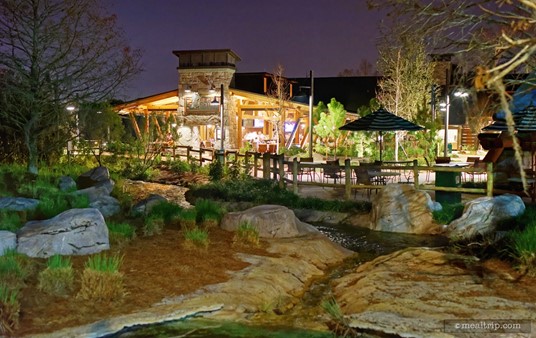 A quick look back at the Geyser Point Lounge. This photo was taken right about where the "hot tub" is in the pool area (for those of you that really know the resort layout).