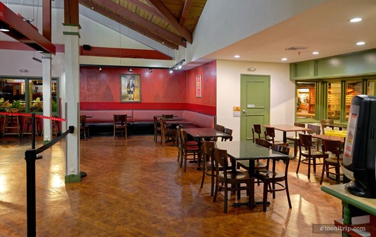 Here's another look at the main south side dining area at the Earl of Sandwich. There's also quite a number of tables outside, that are covered, but not air conditioned (naturally).