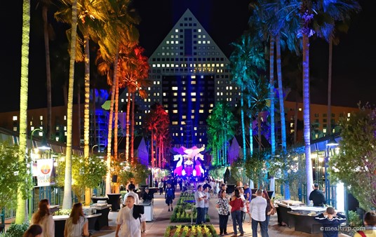 Looking down the main causeway between the Swan and Dolphin hotels during the Food and Wine Classic (2018).