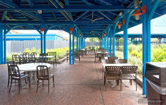 When the location was called Mango Joe's, there were a few seats in this area that overlooked part of the main lagoon at SeaWorld. Now however, there's a view of the Ice Breaker coaster ... sort of.