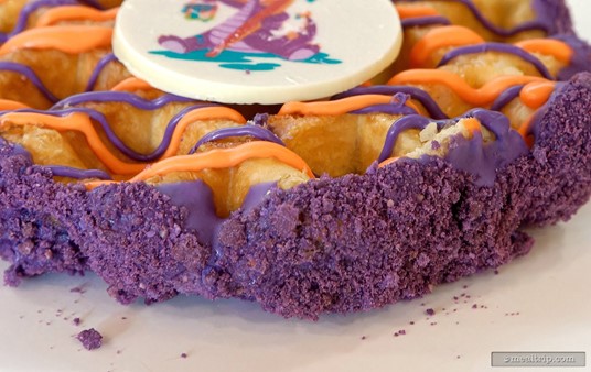 The Figment Liege Waffle is said to have an Ube (purple yam) filling — however, I think the crumble on the outside edge of the waffle might have been some type of pastry or cookie crumble. If it was made out of dried Ube, it didn't add much flavor or texture to the waffle.