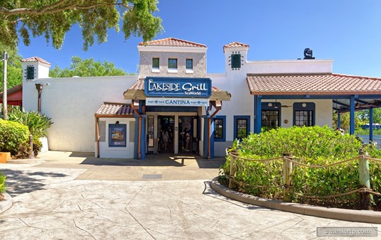 Here's the main entrance to the Lakeside Grill Cantina. If you take a look on the far right-hand side of the photo, you can catch a glimpse of the outdoor patio-style, covered seating area.