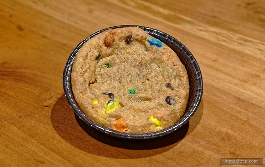 These are the same Fresh Baked Deep-Dish Cookie that are available at the food booths and kiosk that have been set up for SeaWorld's Christmas Celebration. I didn't shoot pricing signs this year, but they were $6.00 back in 2022... probably a little more now.