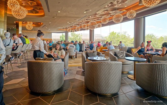 There's only one guest entry/exit point at Geo-82, so when you first step into the main lounge area, you'll be on this side of the room.