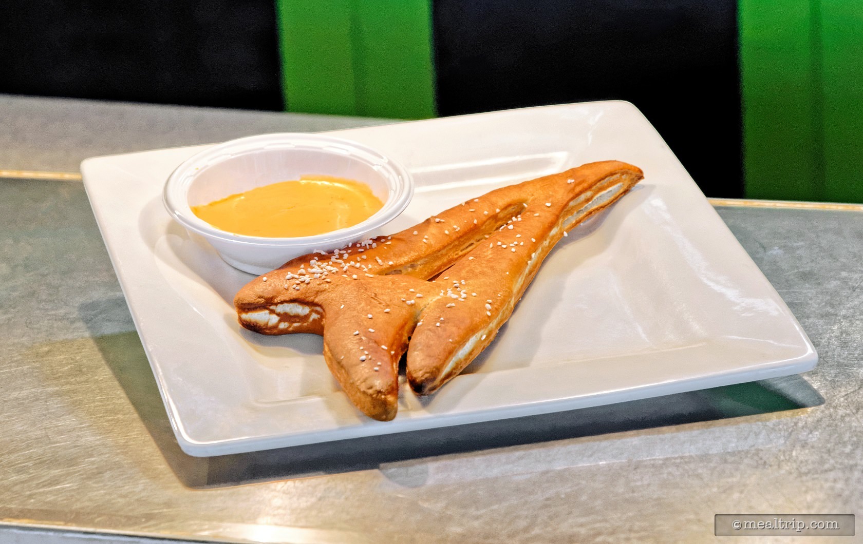 Seven Seas Food Festival Food Photo Pretzel With Beer Cheese Dip